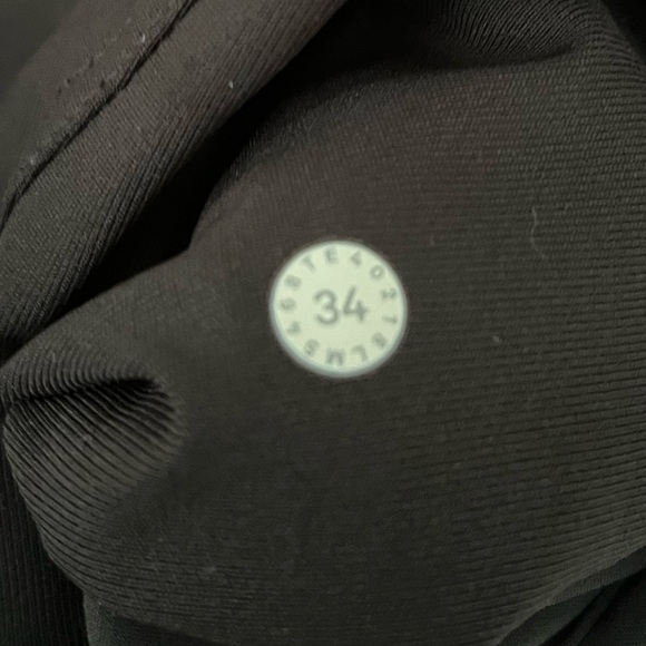 Lululemon ABC black pants 34x34 - Picture 3 of 4